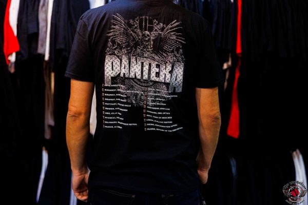 pantera for the fans for the brothers